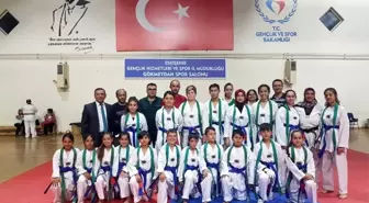 Eskişehir Gökmeydanı Spor Kulübü'nde, 'Taekwondo Kuşak Terfi Sınavı' heyecanı yaşandı