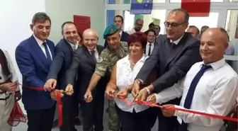 Mehmetçikten kosova'daki kız okuluna destek
