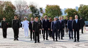 4'üncü Cumhurbaşkanı Cemal Gürsel, kabri başında anıldı