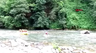 Rize fırtına deresi'nde rafting heyecanı