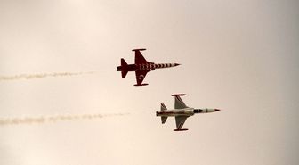 Türk Yıldızları nefesleri kesti