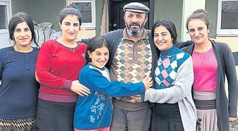 7 kız babası, çobanlık yaparak çocuklarını okutuyor
