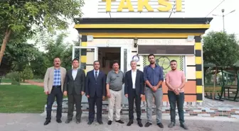Başkan Tahmazoğlu taksicileri ziyaret etti