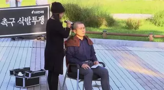 Güney Kore'de muhalefet lideri iktidarı protesto etmek için saçlarını kazıttı