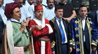 Esenler'de, esnaflar ahilik haftasında mehter çaldı