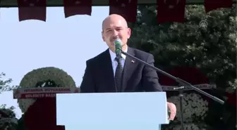 Soylu: '(Menderes ve arkadaşları) Bu milletin gönlünden silinmemişlerdir'