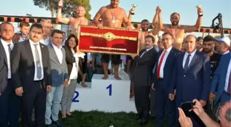 Biga'da başpehlivan recep kara