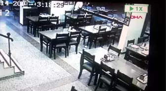 İzmir çoruh'a saldıran grubun, restoranı birbirine kattığı görüntüler ortaya çıktı