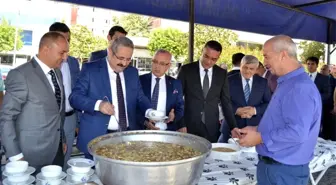 Salihli'de 5 bin kişilik aşure hayrı