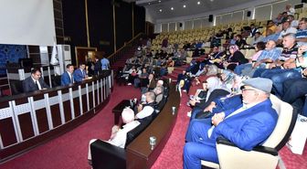Karatay'da söz meclisleri sürüyor