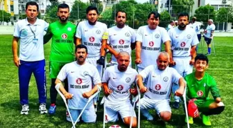 Dünya Barış Günü'nde tarihi Taşköprü'de futbol müsabakası