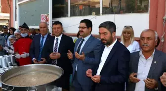 Hekimhan Belediyesi,3 bin kişiye aşure dağıttı