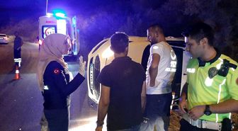 Takla atan otomobilden yara almadan kurtuldu