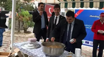 AK Parti'den aşure ikramı