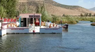 Emek verip bataklık alanı dinlenme mekanına çevirdi