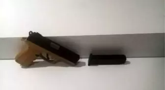 Kadıköy'de bir kişiyi silahla yaralayan şüpheli yakalandı