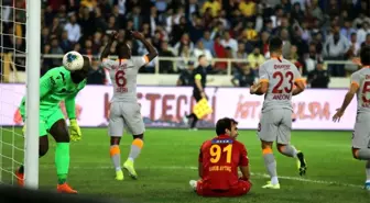 Süper Lig: Yeni Malatyaspor: 0 - Galatasaray: 1 (İlk yarı)