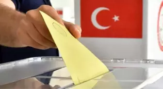 CHP'den ihraç edilen Öztürk Yılmaz yeni parti kuracağını duyurdu