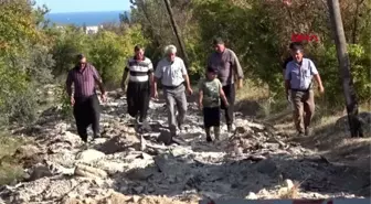 Mahallelinin kullandığı 50 yıllık yol kullanıma kapatıldı