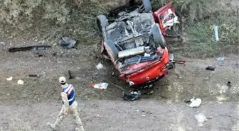 Baba ve 3 çocuğun öldüğü kazanın nedeni araştırılıyor