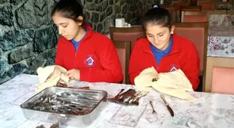 (Özel) 3 engelli genç kız, engellerini böyle aştı