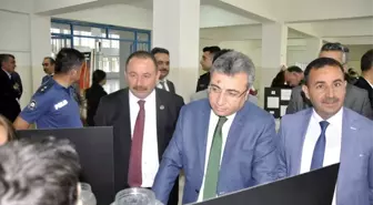 Başkan Sever TÜBİTAK Bilim Fuarı'na katıldı