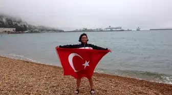 Manş Denizi'ni yüzerek geçen ilk Türk kadın bu kez koruncuklar için kulaç atacak