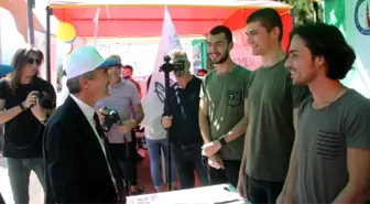 Rektör Uysal, Oryantasyon etkinlik alanını ziyaret etti