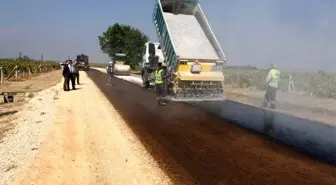 Manisa'da kış öncesi yollar bakıma alındı