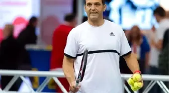 Antrenör can üner'e uluslararası tenis federasyonu'ndan anlamlı ödül