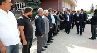 Erzincan protokolü Tercan ve Otlukbeli'de muhtarlarla bir araya geldi