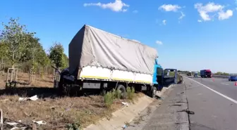 Tel yüklü tır park halindeki kamyona çarptı: 1 yaralı