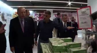 Cumhurbaşkanı Erdoğan, Tarım Kredi Kooperatifi satış mağazasından alışveriş yaptı