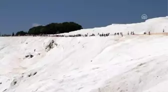 Pamukkale'de sonbahar yoğunluğu