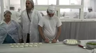 Yunan gazetecilerden 'Gaziantep baklavası'na övgü