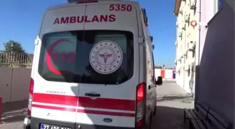 Sınırda devriye atan askeri araç şarampole devrildi: 2 asker yaralı