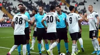 Beşiktaş'ta Güven Yalçın, oyuna devam edemedi!