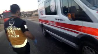 Motosikletle otomobil çarpıştı: 2 yaralı