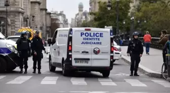 Paris Emniyet Müdürlüğü'nde bıçaklı saldırı: 4 polis öldü