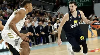 Fenerbahçe Beko, Real Madrid'e 81-77 yenildi