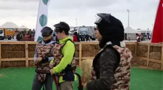 Bakan Albayrak ve Bilal Erdoğan'ın çocukları ok attı