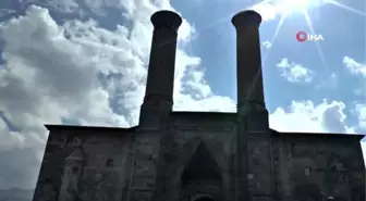 Çifte Minareli Medrese'de 'klima şoku'