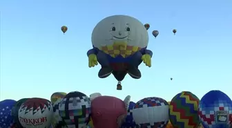 Dünyanın en çok fotoğraflanan etkinliklerinden Albuquerque Uluslararası Balon Festivali başladı