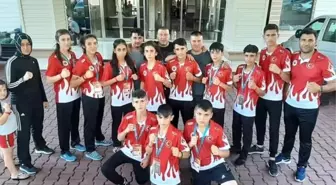 Kayserili Muaythaicilerden Dünya Şampiyonası'nda Madalyalara Ambargo