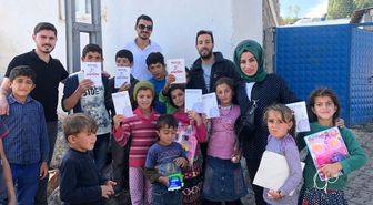 Mutsuz çocuk kalmasın dediler, 250 çocuğa oyuncak dağıttılar