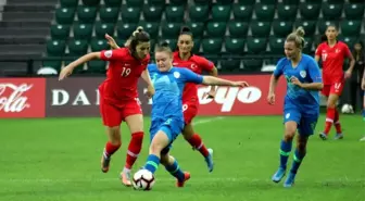 Kadınlar Avrupa Futbol Şampiyonası: Türkiye: 1 - Slovenya: 6 (Maç sonucu)