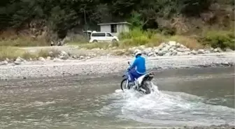 Rize'de adrenalin tutkunları Fırtına Deresi'nde arazi araçları ile böyle eğlendi