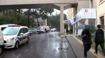 Üsküdar'da lüks sitede vurulan kişinin eski milletvekili Gülseren Topuz'un oğlu Berk Topuz olduğu...