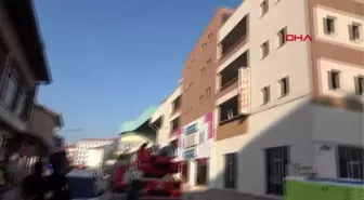 Çorum çatıda intihara kalkışan genç, dua edip gözyaşı döktü