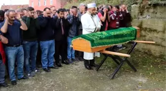 Göçükte ölen madenci toprağa verildi